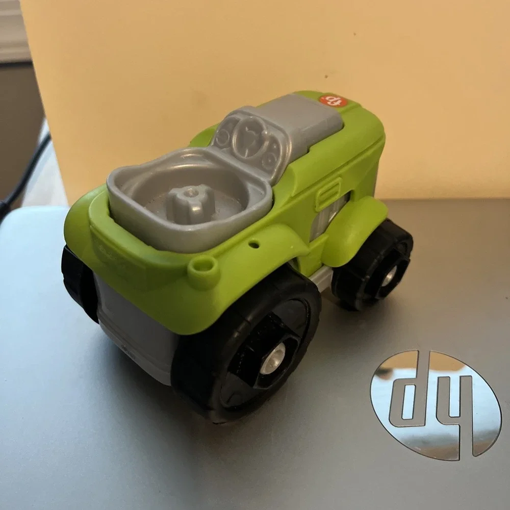 Fisher-Price Little People Green Tractor smiling vehicle toy 2023 Mattel